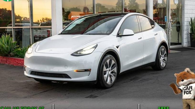 TESLA MODEL Y 2022 7SAYGDEE6NF362243 image